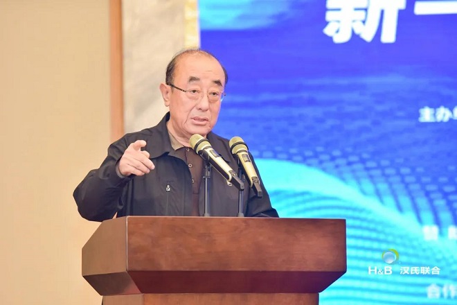 1618796641655544.jpg 原国家卫生部部长、中国健康管理协会总顾问高强